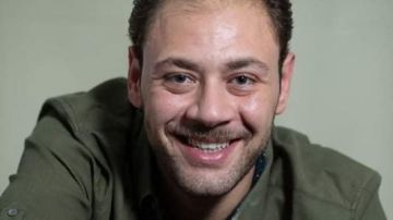 أحسنتم يا أساتذة.. محمد علي رزق يشيد بمسلسل 220 يوم