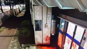 هجوم على سفارة إسرائيل في هولندا.. والشرطة تعتقل المنفذين