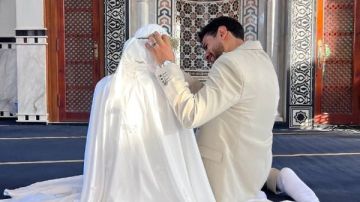 جلسة تصوير داخل مسجد تثير الجدل .. أسرة العروس تعلق والأوقاف ترد