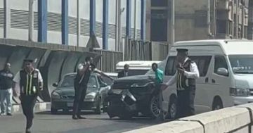 ضبط سائق سيارة فارهة حاول الهرب بعد ارتكابه حادثا مروريا بكوبرى أكتوبر ضبط سائق سيارة فارهة حاول الهرب بعد ارتكابه حادثا مروريا بكوبرى أكتوبر