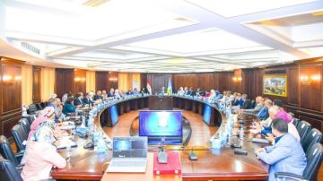 محافظ الإسكندرية يناقش معوقات القطاع الصناعي بعروس البحر