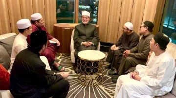 وصايا مفتي الجمهورية لخريجي الأزهر المشتغلين بالإفتاء في ماليزيا