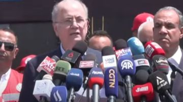 القاهرة الإخبارية: زيارة رئيس الوزراء الفلسطيني لمعبر رفح تحمل رسائل متعددة القاهرة الإخبارية: زيارة رئيس الوزراء الفلسطيني لمعبر رفح تحمل رسائل متعددة