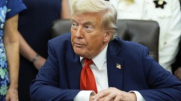 ترامب: ليس هناك أي شيء حاسم في غزة وسنتحدث عن عقوبات على روسيا ترامب: ليس هناك أي شيء حاسم في غزة وسنتحدث عن عقوبات على روسيا