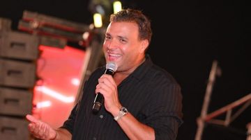 رامي صبري يواصل تألقه في العلمين الجديدة بحفل كامل العدد صور رامي صبري يواصل تألقه في العلمين الجديدة بحفل كامل العدد صور