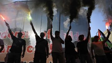 مظاهرات واسعة في اليونان تضامنا مع فلسطين واستنكارا للهجمات الإسرائيلية على غزة صور