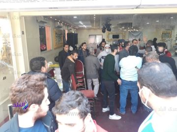 من الرقص إلى سرادق العزاء.. وفاة شخص بقاعة أفراح في قنا