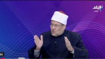 لست وحدك كل الشرفاء معك في حماية الوطن..مختار جمعة يوجه رسالة للرئيس السيسي