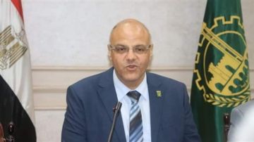 محافظ القليوبية يترأس لقاء جماهيريا لحل مشكلات المواطنين في عدة مراكز محافظ القليوبية يترأس لقاء جماهيريا لحل مشكلات المواطنين في عدة مراكز