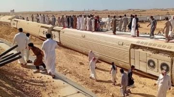 ارتفاع عدد المصابين في حادث انقلاب قطار مطروح إلى 100 شخص ارتفاع عدد المصابين في حادث انقلاب قطار مطروح إلى 100 شخص