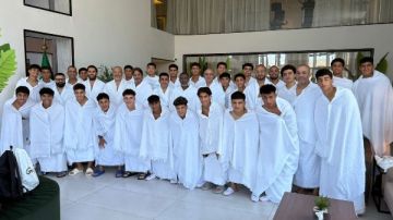بعثة منتخب مصر تؤدي مناسك العمرة قبل انطلاق بطولة كأس الخليج.. تفاصيل