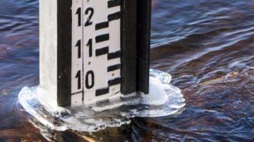 مركز المناخ: أمواج بارتفاع 4 أمتار وراء مأساة أبو تلات وغرق أسرة كاملة مركز المناخ: أمواج بارتفاع 4 أمتار وراء مأساة أبو تلات وغرق أسرة كاملة