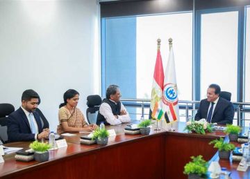 وزير الصحة يبحث مع السفير الهندي بالقاهرة سبل تعزيز التعاون بين البلدين (تفاصيل) وزير الصحة يبحث مع السفير الهندي بالقاهرة سبل تعزيز التعاون بين البلدين (تفاصيل)