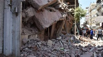 انهيار عقار سكني في الزقازيق وجار البحث عن ضحايا الأنقاض