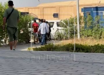 دول اللي عملوا فينا كده .. مواجهة بين الفتيات والمتهمين في واقعة طريق الواحات أمام النيابة  دول اللي عملوا فينا كده .. مواجهة بين الفتيات والمتهمين في واقعة طريق الواحات أمام النيابة