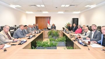 وزير الري: إنشاء تطبيق للتعديات والإزالات للحفاظ على المجاري المائية والخزانات الجوفية وزير الري: إنشاء تطبيق للتعديات والإزالات للحفاظ على المجاري المائية والخزانات الجوفية