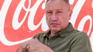 محمود الخطيب يحضر مران الأهلي قبل مواجهة بيراميدز في الدوري محمود الخطيب يحضر مران الأهلي قبل مواجهة بيراميدز في الدوري