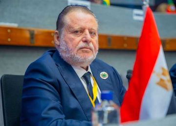 بعد تجديد مدته.. السيرة الذاتية لمحافظ البنك المركزي حسن عبدالله وأهم إنجازاته