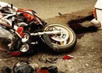 مصرع شخصين وإصابة ثالث في انقلاب دراجة نارية بأسوان