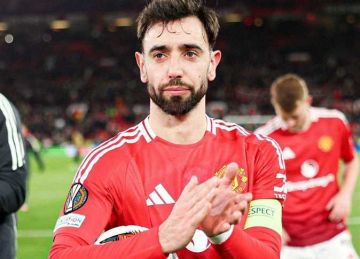 مكالمة مع رئيس النادي.. برونو فرنانديز يكشف كواليس رفضه عرض الهلال السعودي