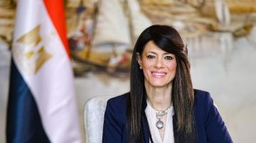 وزيرة التخطيط تشارك في منتدى الأعمال المصري الياباني وزيرة التخطيط تشارك في منتدى الأعمال المصري الياباني