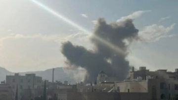 10 غارات إسرائيلية على اليمن.. واستهداف قيادات الحوثي في صنعاء 10 غارات إسرائيلية على اليمن.. واستهداف قيادات الحوثي في صنعاء