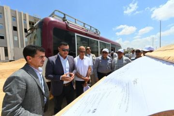 الشربيني يتفقد مرافق الأراضي الصناعية وكوبري أعلى مسار القطار الكهربائي السريع ببرج العرب الجديدة الشربيني يتفقد مرافق الأراضي الصناعية وكوبري أعلى مسار القطار الكهربائي السريع ببرج العرب الجديدة