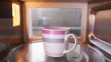 نشرة المرأة والمنوعات ماذا يحدث للجسم بعد الحجامة الناشفة وفوائدها؟.. عادة يومية بمطبخك تتحول إلى خطر صامت