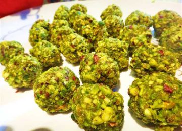 5 نصائح لتجنب مخاطرها.. استشاري تغذية تحذر من الإفراط في تناول حلوى المولد