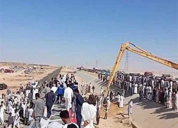 مصادر طبية: طوارئ بـ3 مستشفيات لاستقبال مصابي حادث قطار مطروح مصادر طبية: طوارئ بـ3 مستشفيات لاستقبال مصابي حادث قطار مطروح