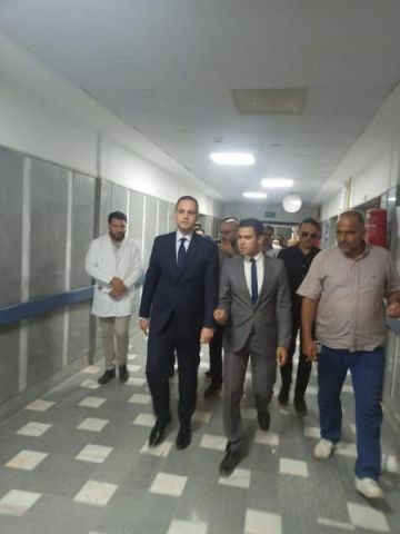 نائب وزير الصحة والسكان يقوم بزيارة ميدانية إلى مستشفى الضبعة المركزي لمتابعة الخدمات الطبية المقدمة لمصابي حادث طريق الإسكندرية - مطروح 