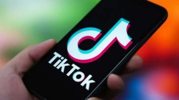 نانسي نور: تحركات برلمانية لوقف مهزلة التيك توك نانسي نور: تحركات برلمانية لوقف مهزلة التيك توك