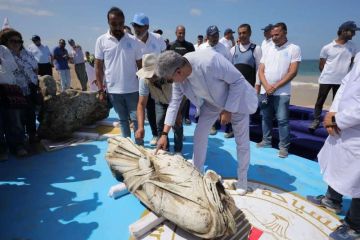 وزير السياحة والآثار: انتشال قطع أثرية من البحر المتوسط للمرة الأولى منذ مرور 25 عاما على آخر عملية مماثلة في مصر خلال فعاليات التراث الثقافي المغمور بالمياه وزير السياحة والآثار: انتشال قطع أثرية من البحر المتوسط للمرة الأولى منذ مرور 25 عاما على آخر عملية مماثلة في مصر خلال فعاليات التراث الثقافي المغمور بالمياه