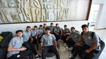 25 لاعبا في قائمة منتخب 17 سنة للمشاركة في بطولة كأس الخليج 25 لاعبا في قائمة منتخب 17 سنة للمشاركة في بطولة كأس الخليج