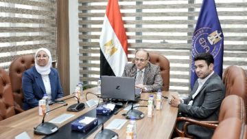 رئيس هيئة الدواء يبحث مع سفيرة مصر لدى الكاميرون سبل تعزيز التعاون رئيس هيئة الدواء يبحث مع سفيرة مصر لدى الكاميرون سبل تعزيز التعاون