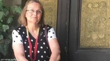 فنانة بريطانية تلقى مصرعها داخل شقتها بدمشق إثر سطو مسلح