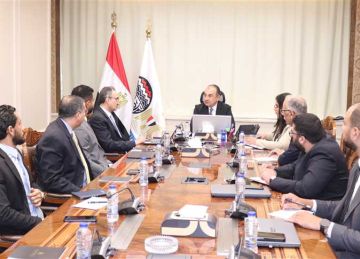 وزير قطاع الأعمال يبحث مع مسار و GAIA توظيف الذكاء الاصطناعي لتطوير بيئة العمل