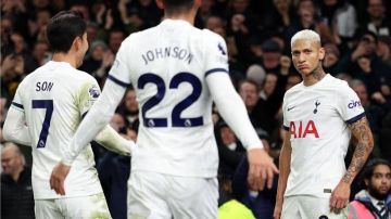 تشكيل توتنهام أمام بيرنلي في الدوري الإنجليزي تشكيل توتنهام أمام بيرنلي في الدوري الإنجليزي