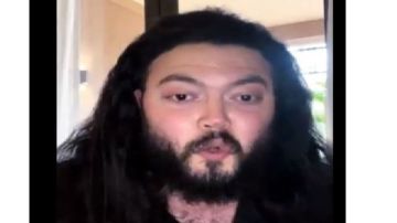 على حسين مهدي بعد عودته لمصر : الرئيس السيسي هو اللي وقف معايا .. تسقط كل المنظمات وحقوق الإنسان