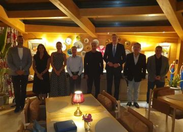 وزير السياحة والآثار يلتقي عمدة سراييفو في ختام زيارته الرسمية للبوسنة والهرسك وزير السياحة والآثار يلتقي عمدة سراييفو في ختام زيارته الرسمية للبوسنة والهرسك