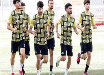 أحمد العجوز يكشف حقيقة إضراب لاعبي الإسماعيلي عند التدريبات أحمد العجوز يكشف حقيقة إضراب لاعبي الإسماعيلي عند التدريبات