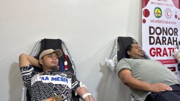 الهلال الأحمر المصري يطلق حملة للتبرع بالدم بالتعاون مع سفارة إندونيسيا الهلال الأحمر المصري يطلق حملة للتبرع بالدم بالتعاون مع سفارة إندونيسيا