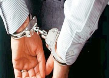 حبس طالب طعن زميله بسبب مكالمة محمول في شبرا الخيمة بالقليوبية