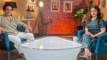 شيرين عبد الوهاب أو أنغام .. مصطفى شوقي يكشف عن فنانة يحب التعاون معها .. فيديو