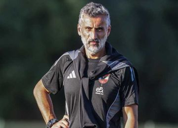 «مش مرن».. رد مثير من عماد النحاس بشأن قرار ريبيرو في الأهلي
