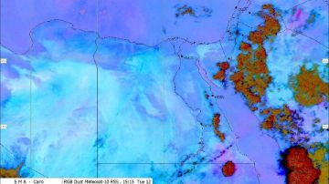 تقلبات جوية تضرب مصر.. سيول محتملة في سيناء وطقس شديد الحرارة بالقاهرة تقلبات جوية تضرب مصر.. سيول محتملة في سيناء وطقس شديد الحرارة بالقاهرة