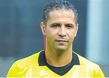 محمود عاشور حكما للفيديو لمباراة بوركينا فاسو وموريتانيا في كأس أفريقيا للمحليين محمود عاشور حكما للفيديو لمباراة بوركينا فاسو وموريتانيا في كأس أفريقيا للمحليين