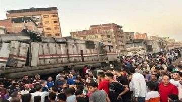 إصابة 3 أشخاص في تصادم قطارين بمنطقة المتراس بالإسكندرية إصابة 3 أشخاص في تصادم قطارين بمنطقة المتراس بالإسكندرية