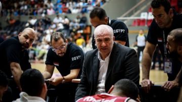 الكرداني ضمن 3 مدربين مثلوا منتخباتهم كلاعبين في بطولة الأفروباسكت