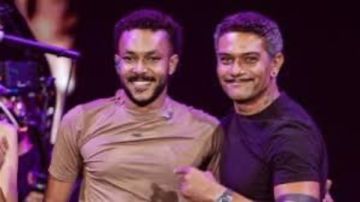 والدة آسر ياسين ترد على متابعة انتقدت ارتداءه حلقا.. والفنان: مفيش زي الأم